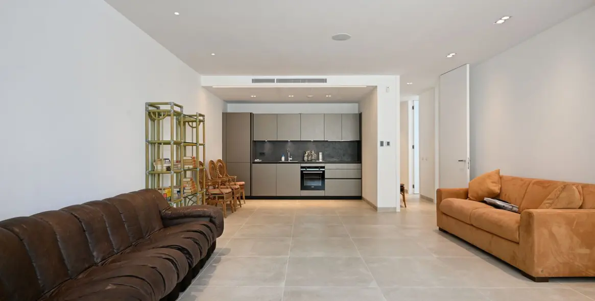 Продажа  отдельно стоящей виллы в Marbesa 44