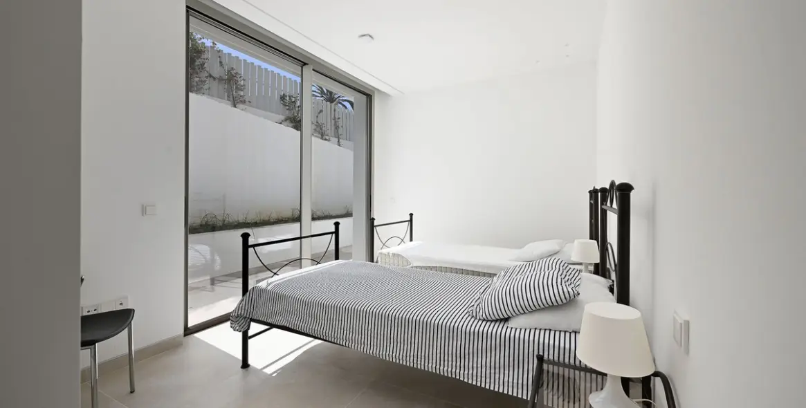 Продажа  отдельно стоящей виллы в Marbesa 48