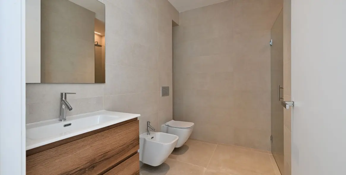 Продажа  отдельно стоящей виллы в Marbesa 49