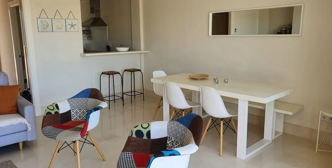 Alquiler a largo plazo de apartamento en planta baja en Casares Playa 8