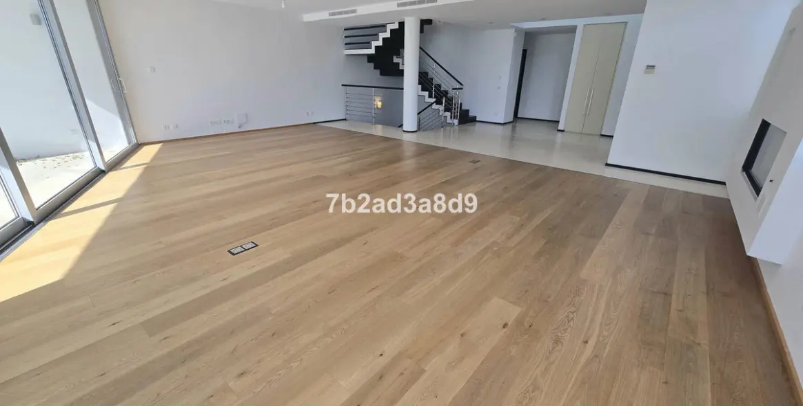 Venta de casa pareada en The Golden Mile 5