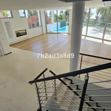 Venta de casa pareada en The Golden Mile