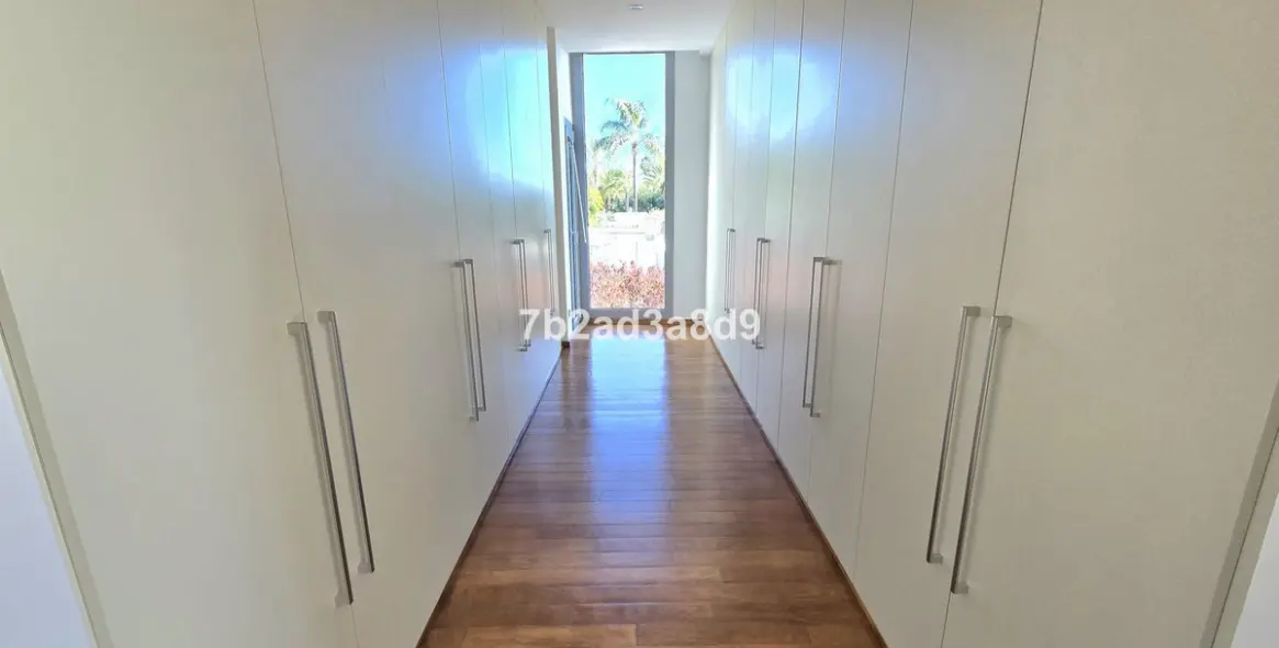 Venta de casa pareada en The Golden Mile 10