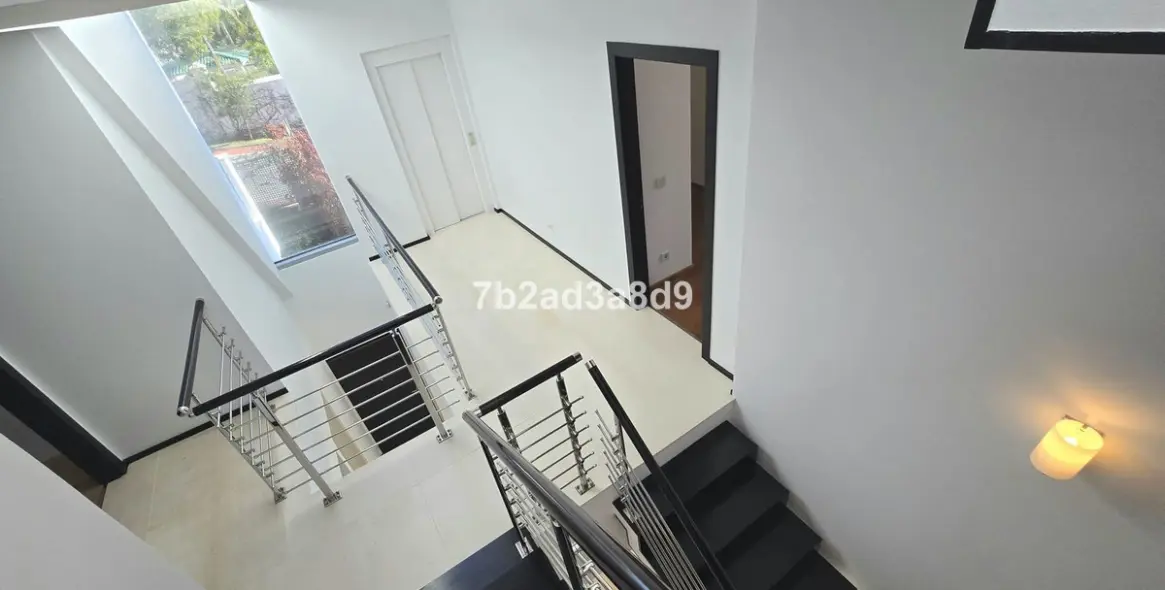 Venta de casa pareada en The Golden Mile 14