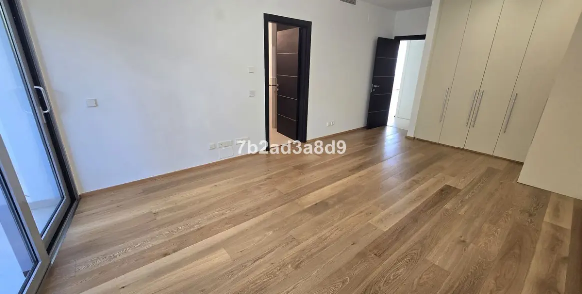 Venta de casa pareada en The Golden Mile 17