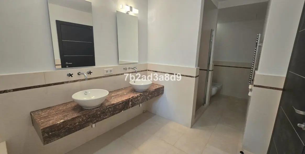 Venta de casa pareada en The Golden Mile 18