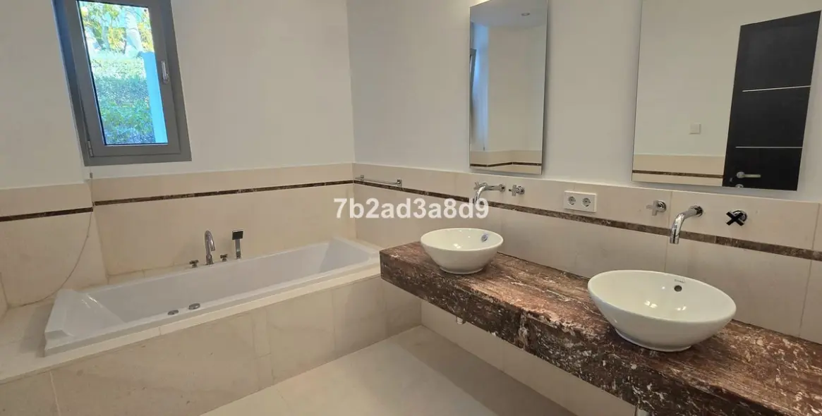 Venta de casa pareada en The Golden Mile 19