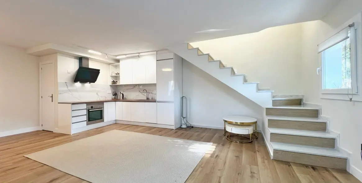 Продажа дома на две семьи в Benamara 5