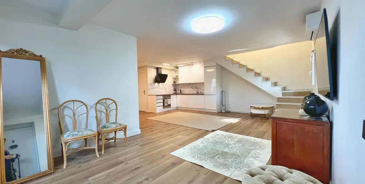 Продажа дома на две семьи в Benamara 6