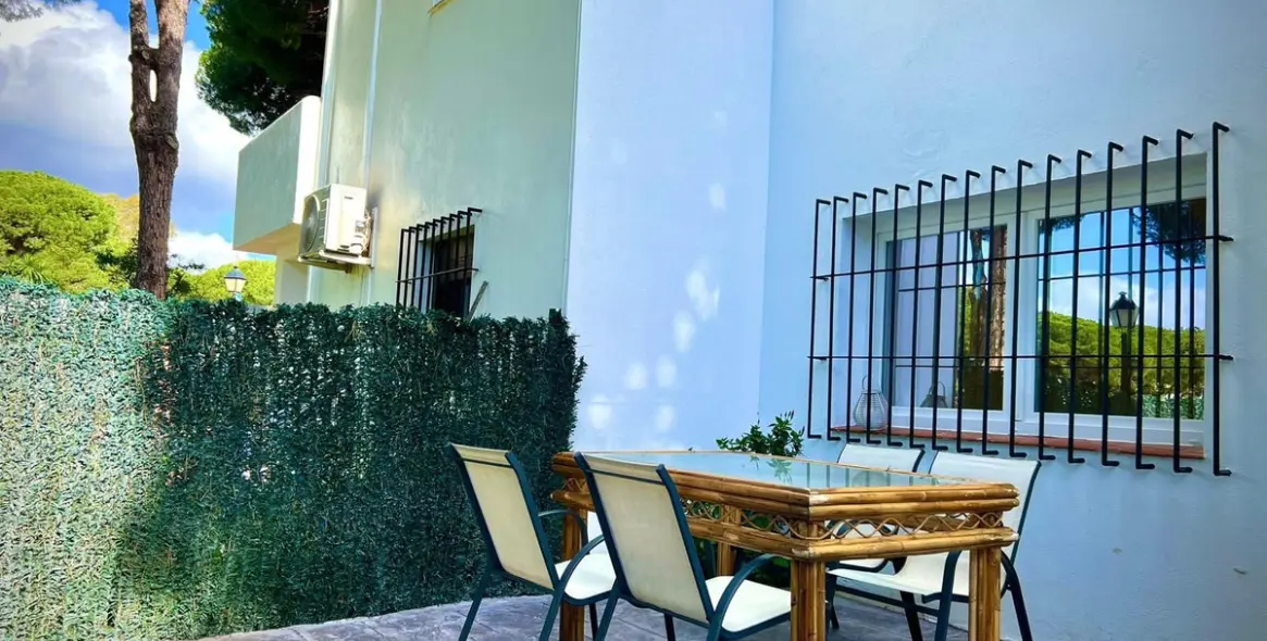 Продажа дома на две семьи в Benamara 15