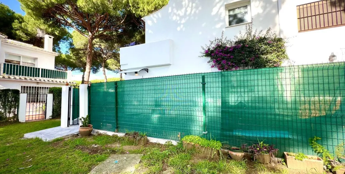 Продажа дома на две семьи в Benamara 19