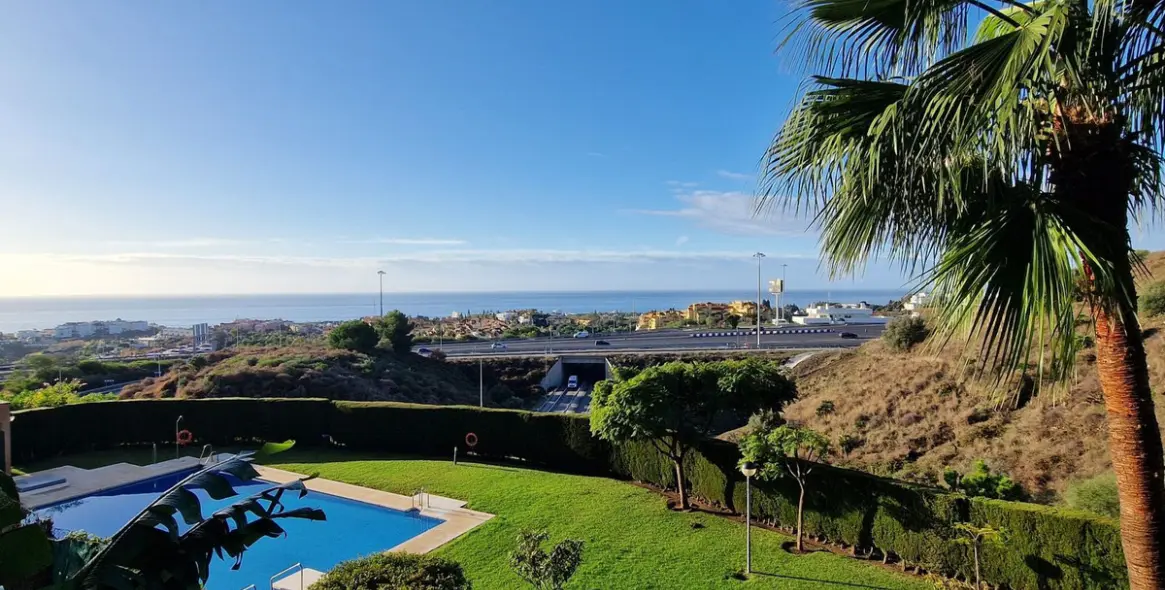 Sale of ground floor apartment in Riviera del Sol 1