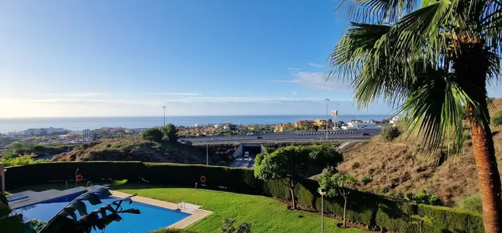 Sale of ground floor apartment in Riviera del Sol 0