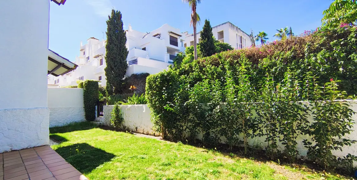 Sale of ground floor apartment in Selwo 12