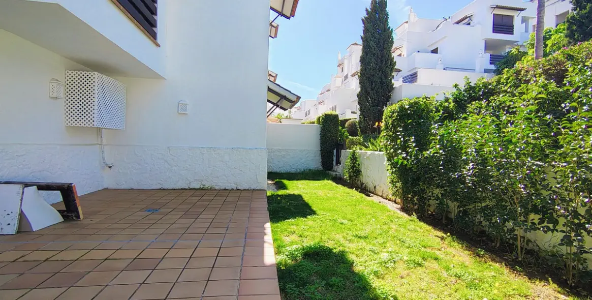 Sale of ground floor apartment in Selwo 13