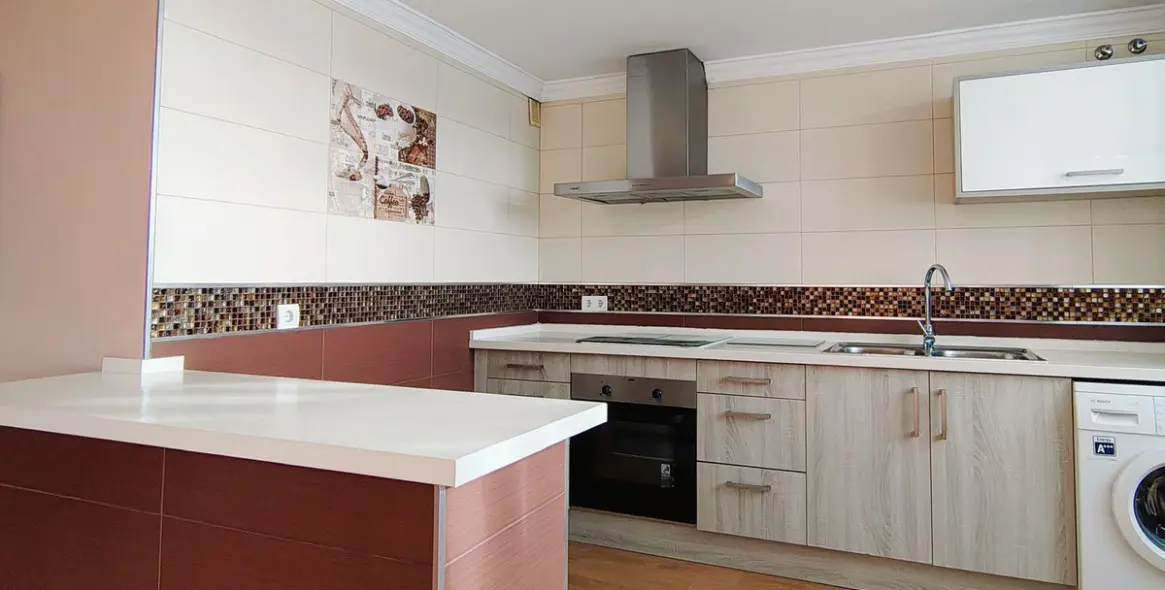 Sale of middle floor apartment in San Pedro de Alcántara 4