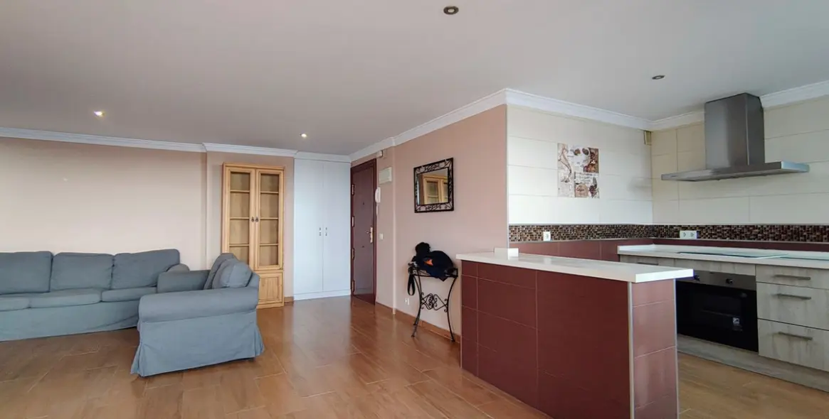 Sale of middle floor apartment in San Pedro de Alcántara 14