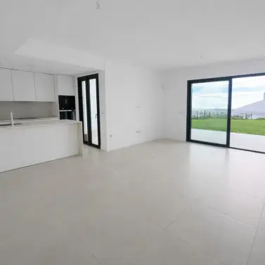 Sale of ground floor apartment in Fuengirola