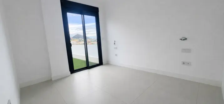 Sale of ground floor apartment in Fuengirola 4