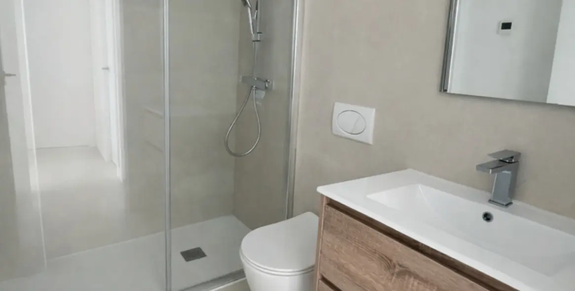 Sale of ground floor apartment in Fuengirola 13