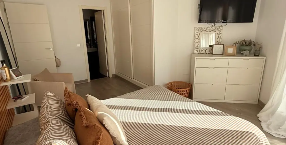 Sale of ground floor apartment in Benalmadena 18