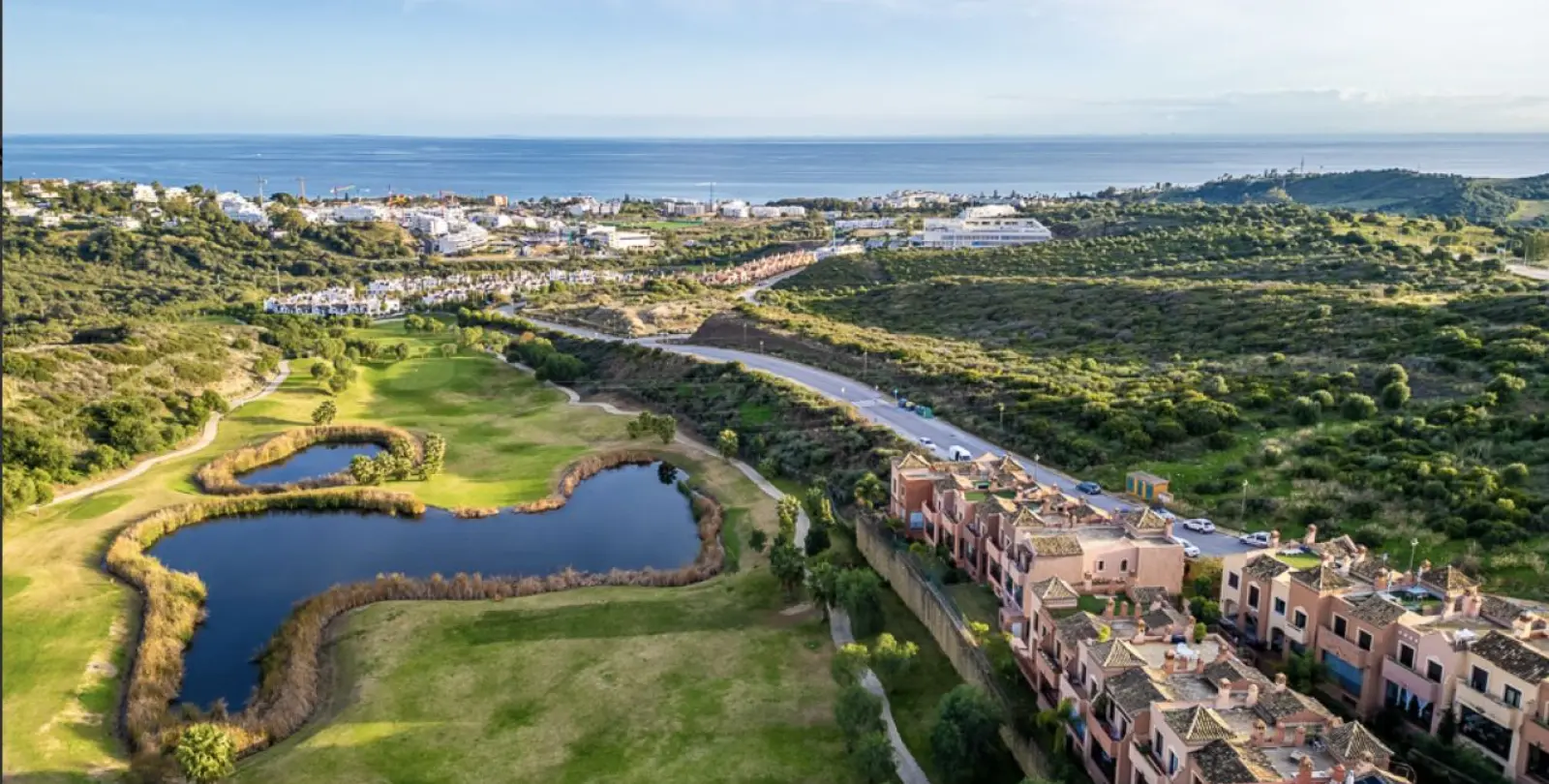 Sale of semi-detached house in Estepona 1