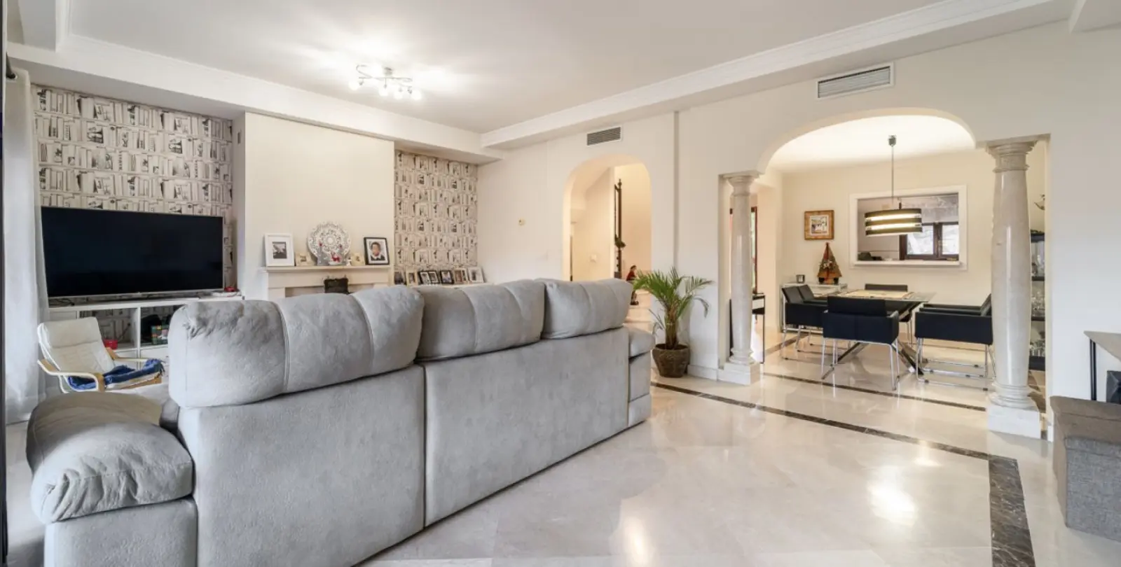 Sale of semi-detached house in Estepona 5