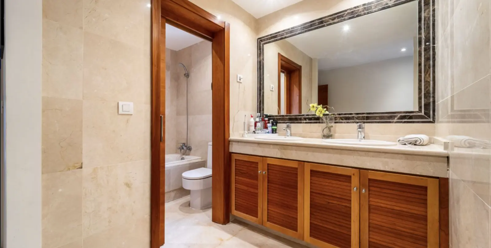 Sale of semi-detached house in Estepona 12