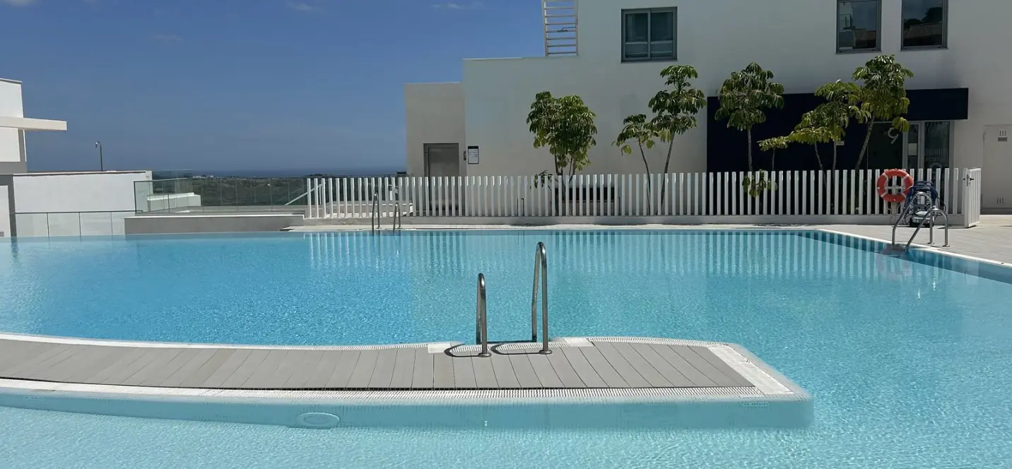 Продажа апартаментов на среднем этаже в La Cala de Mijas 2