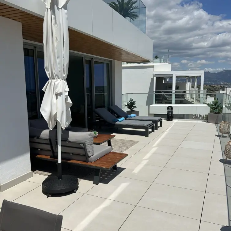 Продажа апартаментов на среднем этаже в La Cala de Mijas