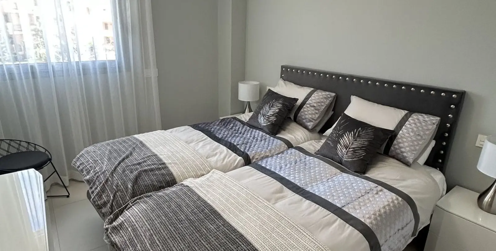 Sale of middle floor apartment in La Cala de Mijas 15