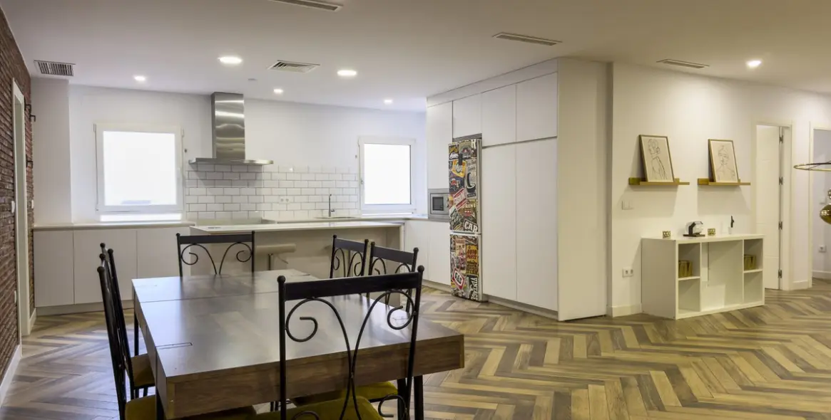 Venta de apartamento en planta media en Málaga Centro 3