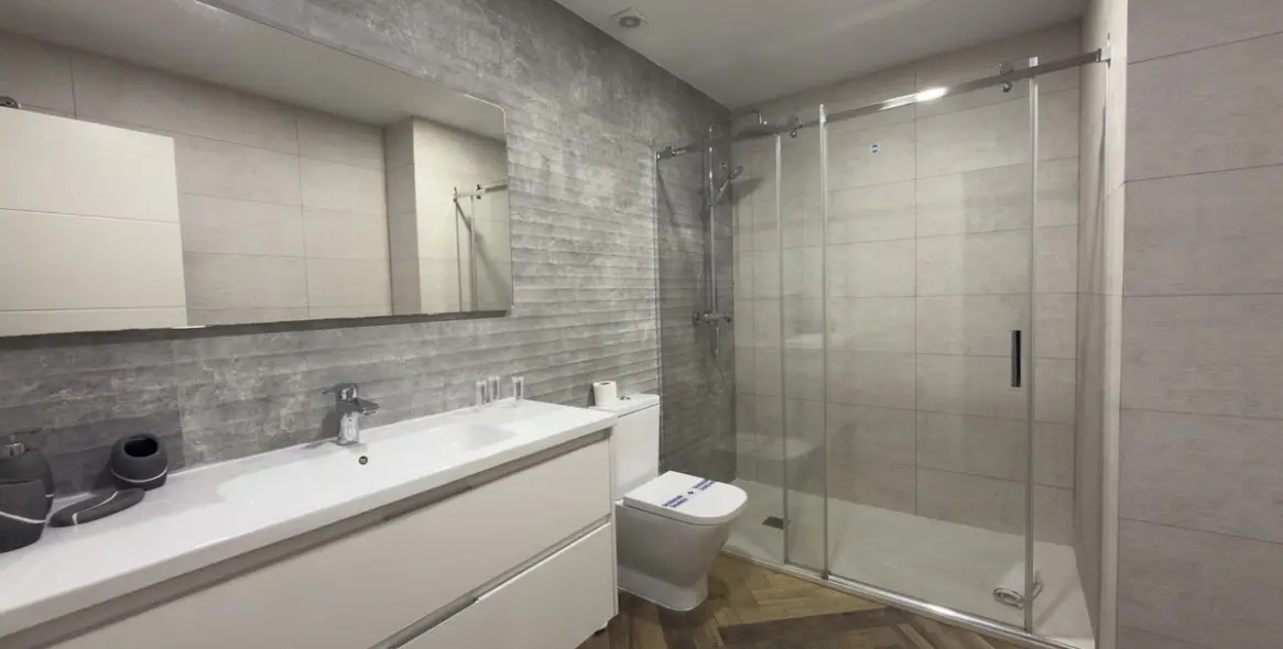 Venta de apartamento en planta media en Málaga Centro 17