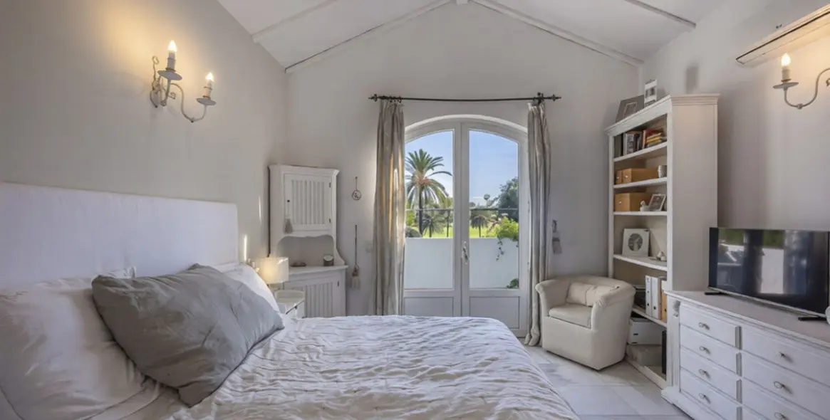 Venta de casa pareada en Guadalmina Alta 6