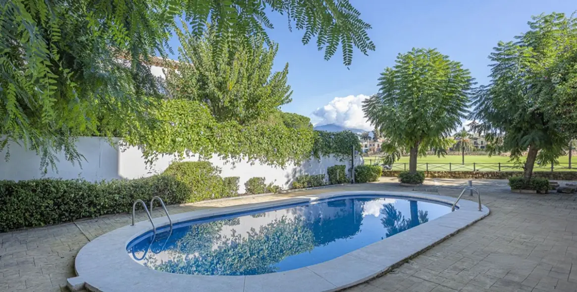 Venta de casa pareada en Guadalmina Alta 24