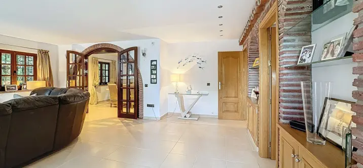 Venta de villa independiente en Mijas 2