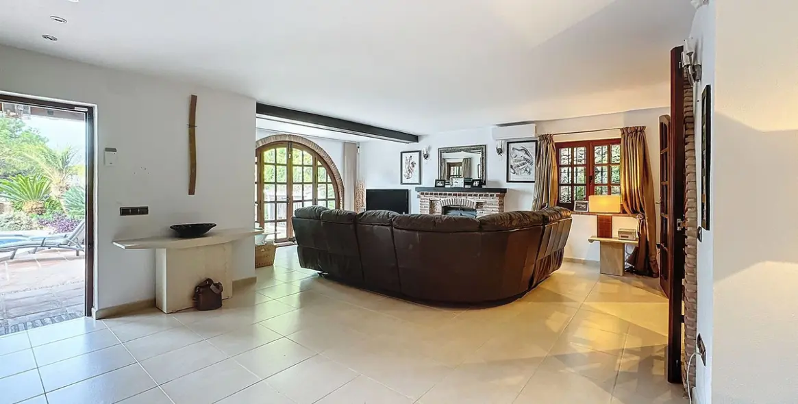 Venta de villa independiente en Mijas 4