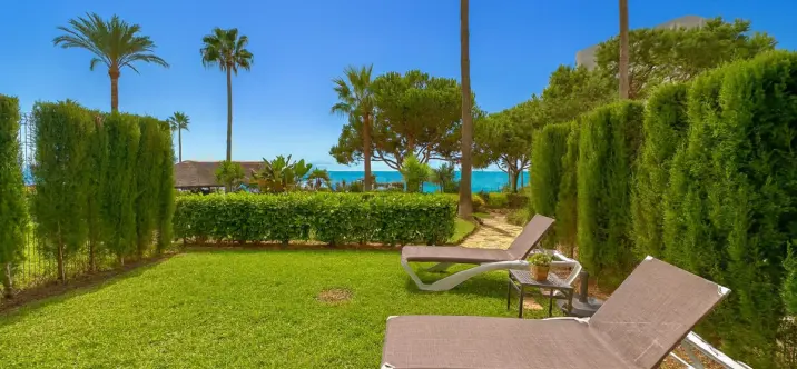 Venta de apartamento en planta baja en Calahonda 0