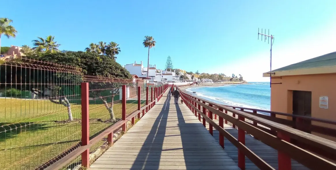 Продажа апартаментов на первом этаже в Calahonda 57