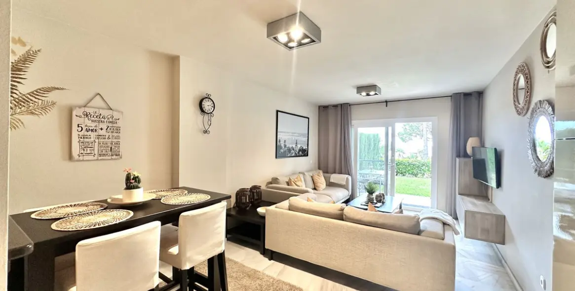 Venta de apartamento en planta baja en Calahonda 20