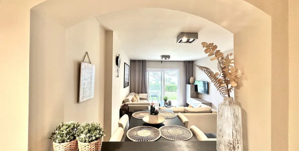 Venta de apartamento en planta baja en Calahonda 21