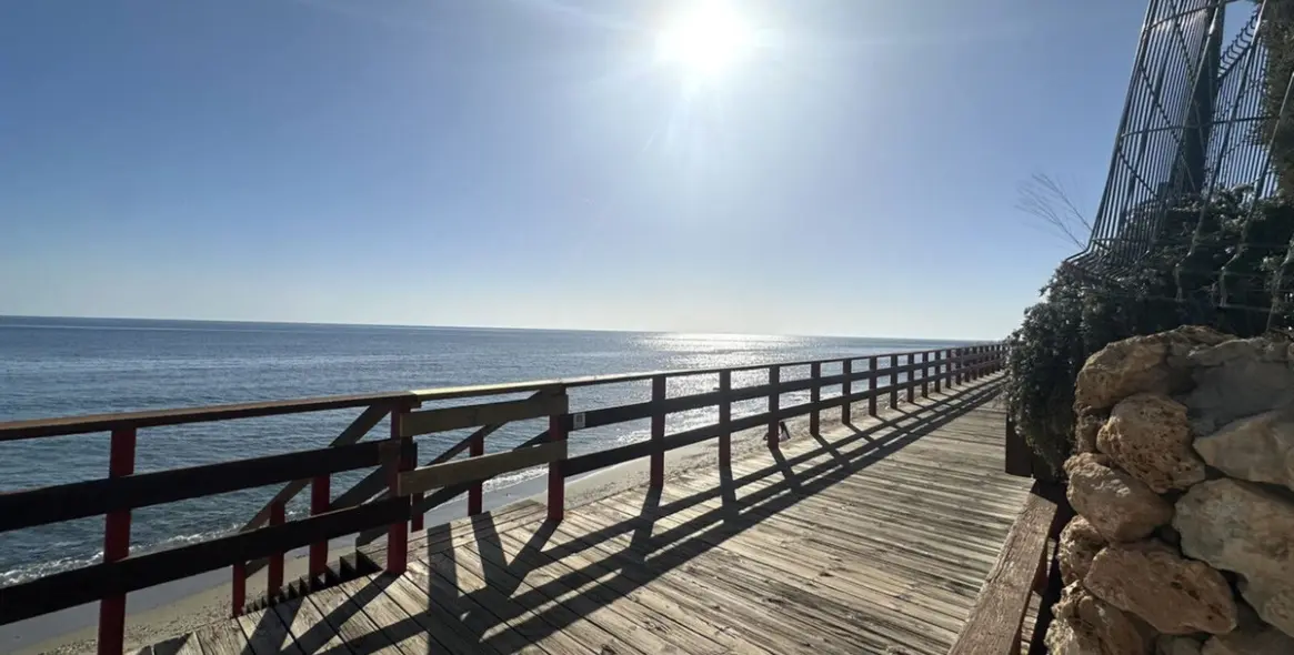 Venta de apartamento en planta baja en Calahonda 93