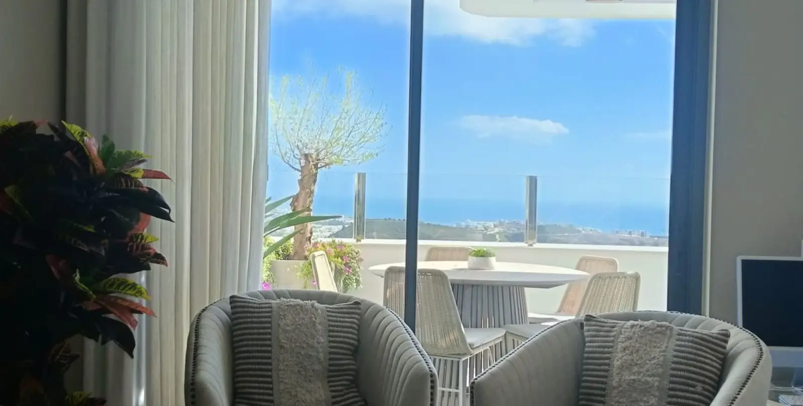 Sale of penthouse in La Cala de Mijas 8