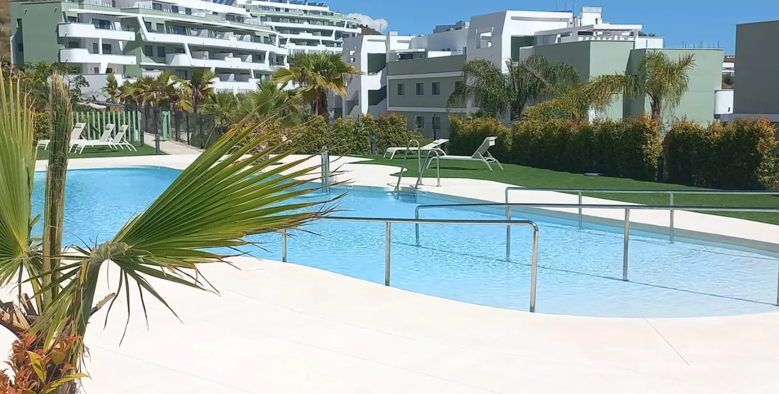 Sale of penthouse in La Cala de Mijas 23