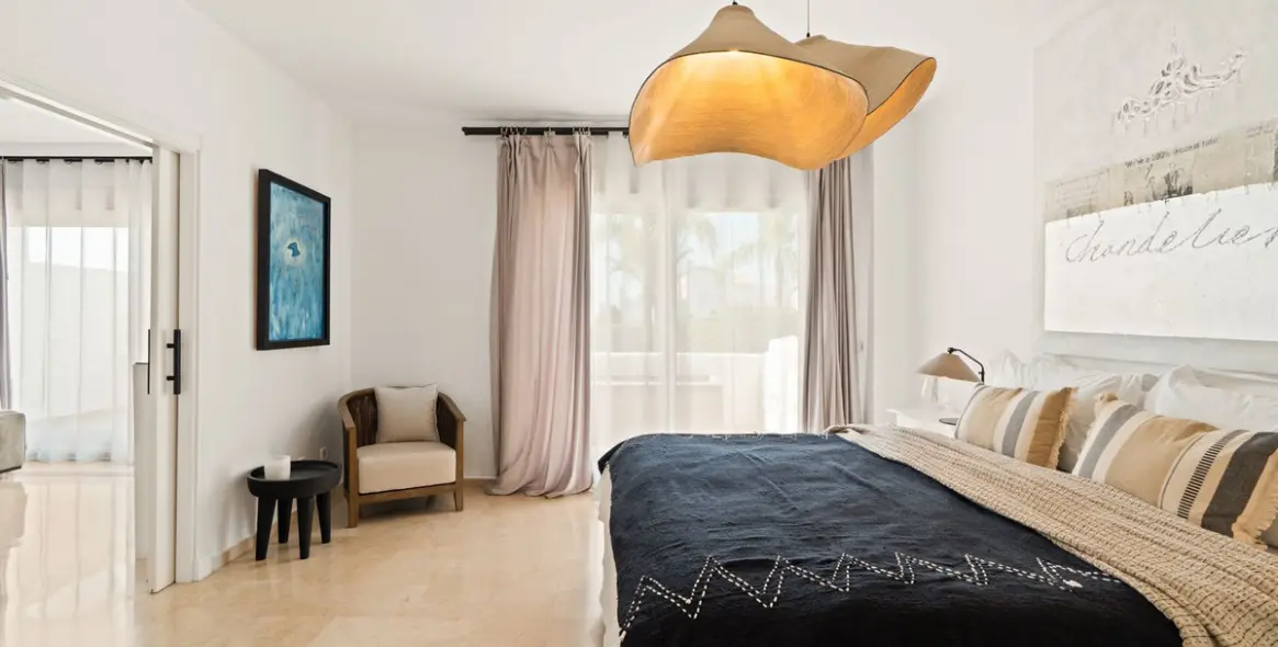 Краткосрочная аренда апартаментов на первом этаже в Los Monteros 1