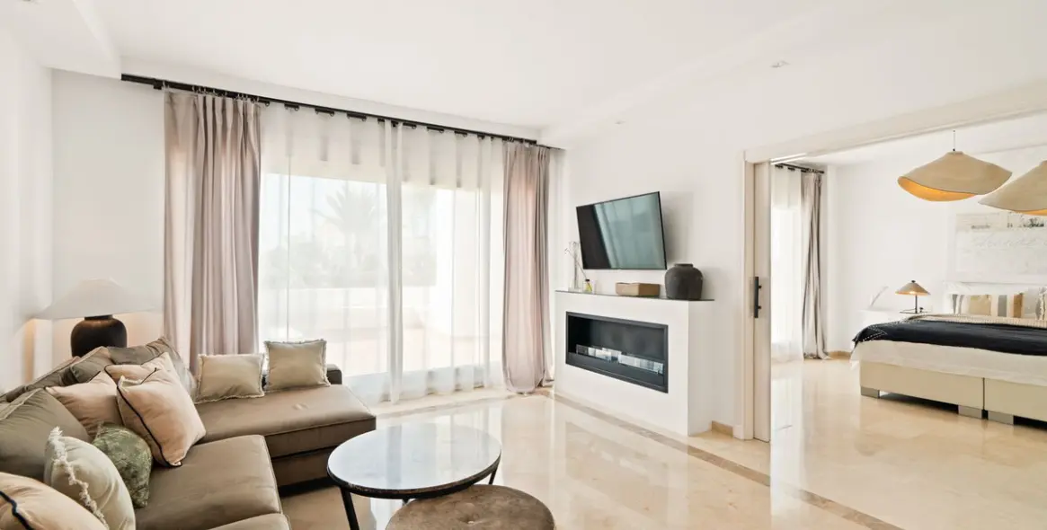 Краткосрочная аренда апартаментов на первом этаже в Los Monteros 2