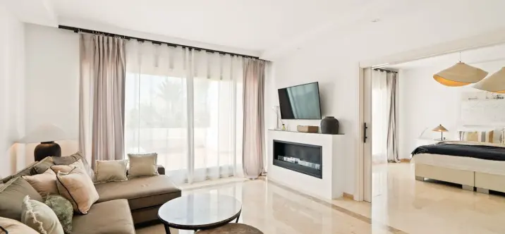 Краткосрочная аренда апартаментов на первом этаже в Los Monteros 1