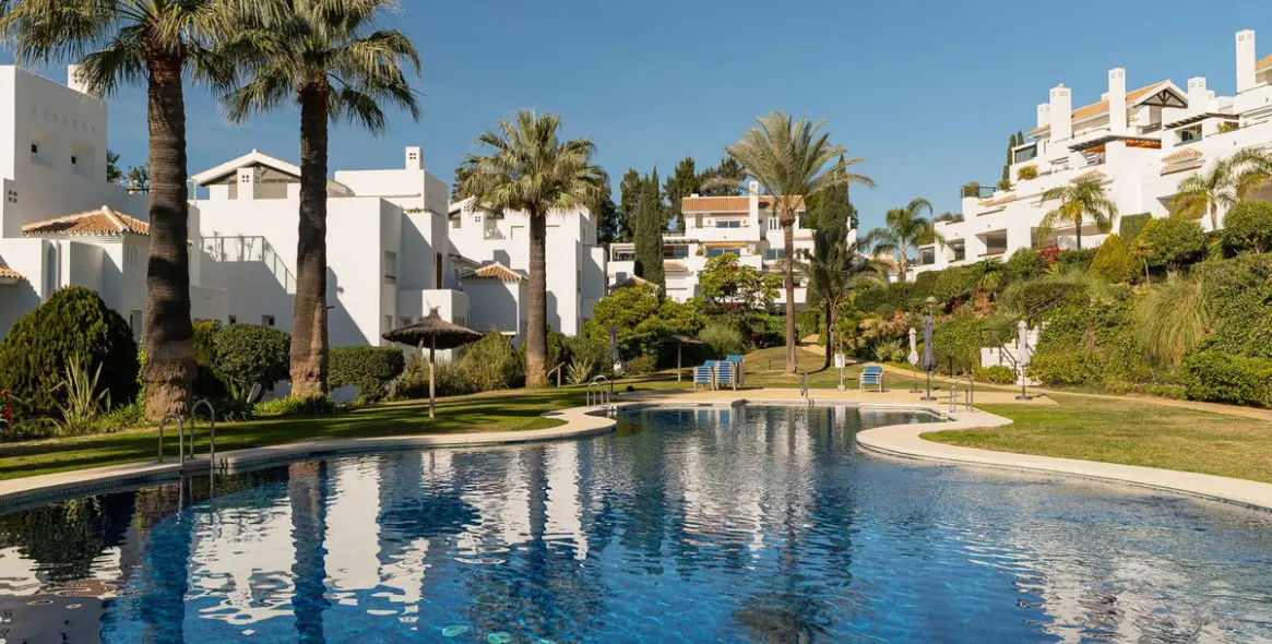 Краткосрочная аренда апартаментов на первом этаже в Los Monteros 4