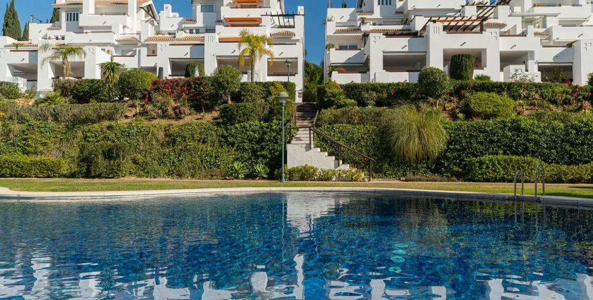 Краткосрочная аренда апартаментов на первом этаже в Los Monteros 18
