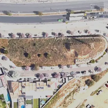 Venta de parcela residencial en Cruz del Humilladero